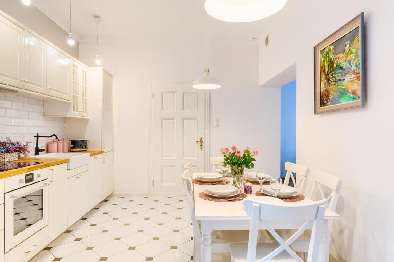 Apartament Nowe Miasto - Przy Parku Roz กอร์ซุฟเวียลคอปอลสกี ภายนอก รูปภาพ